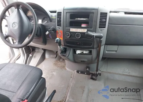 2012 Mercedes-Benz Sprinter 2500 High Roof из США, поврежденный, VIN WD3PE8CB9C5675472